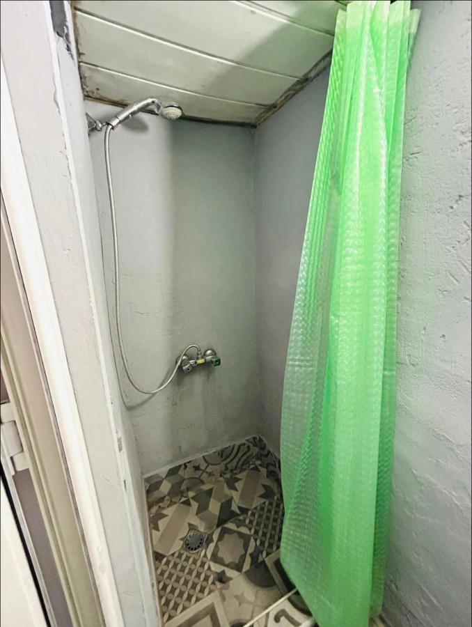 Booboo Flat In Italian Yard Apartment Tbilisi Exterior photo